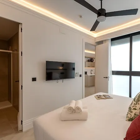 Isg San Luis Apartment Seville